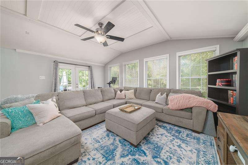 1811 Romans Drive Marietta - Photo 10