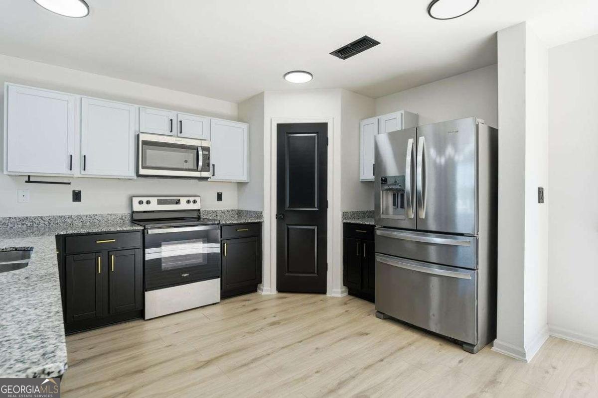 89 Oxford Lane Kingston - Photo 10