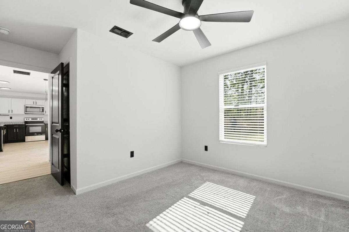 89 Oxford Lane Kingston - Photo 18