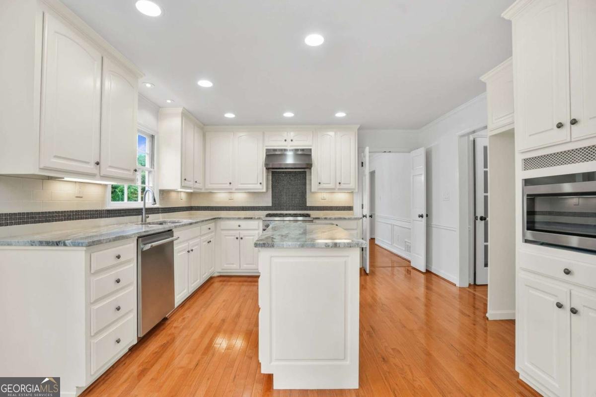 1566 Pine Creek Way Woodstock - Photo 15