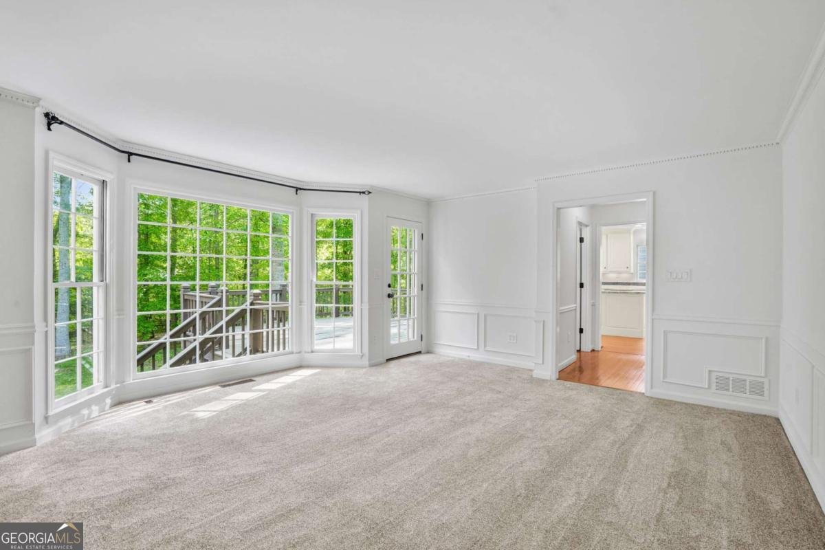 1566 Pine Creek Way Woodstock - Photo 21