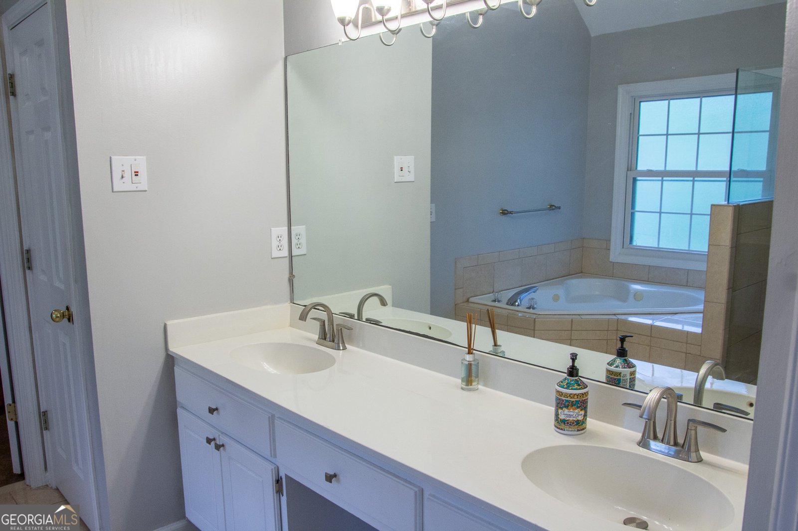 1451 Mount Water Court Lawrenceville - Photo 14