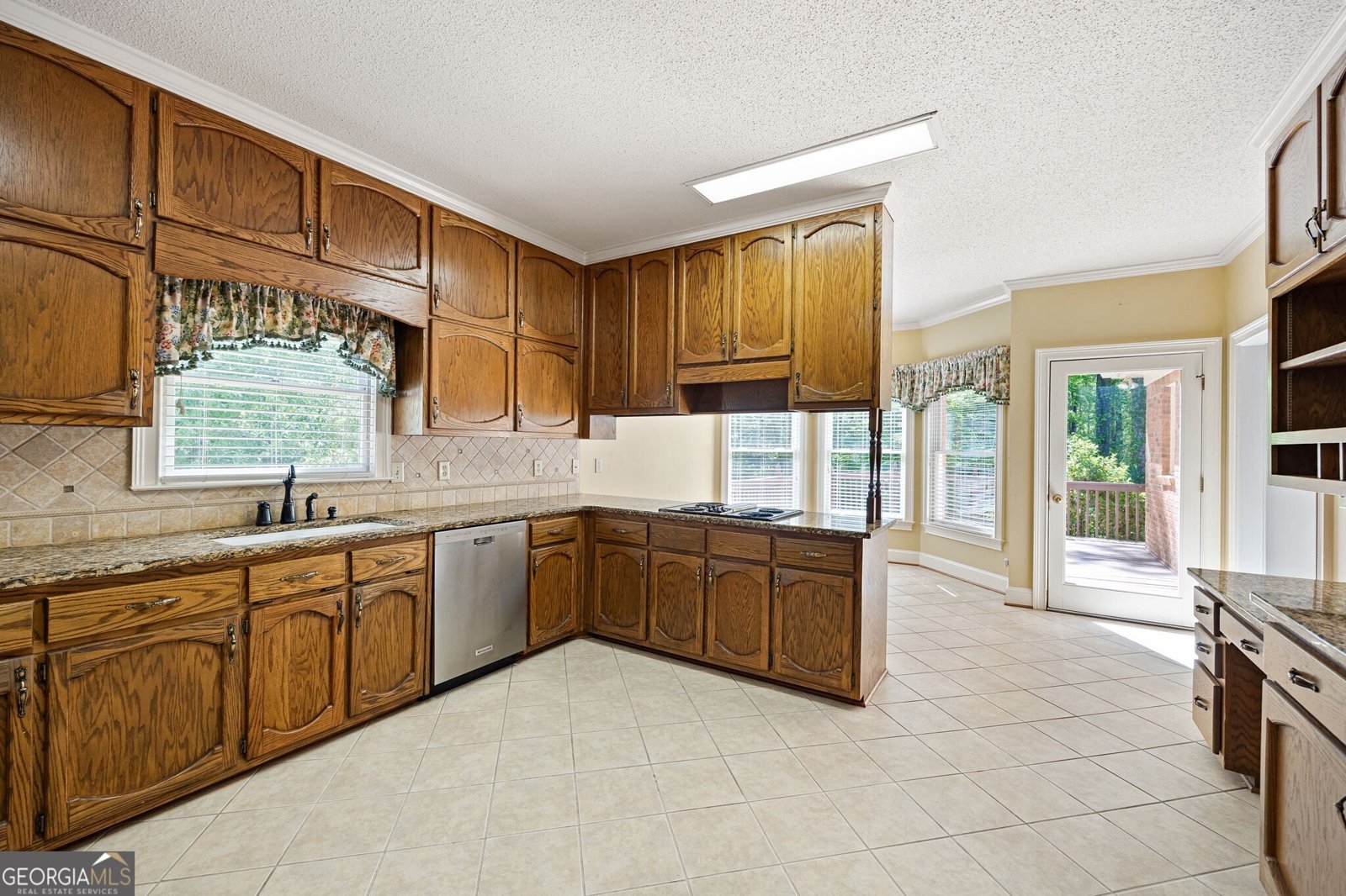 280 Camelot Drive Fayetteville - Photo 10