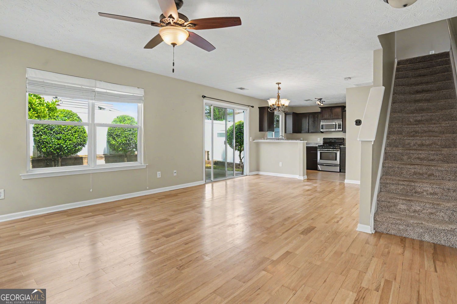 237 Hiawassee Drive Woodstock - Photo 7