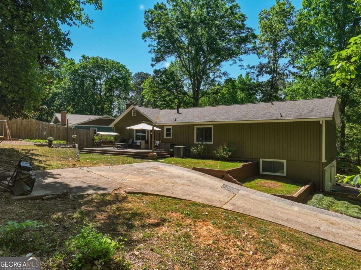 242 Lake Somerset Drive Marietta - Photo 13