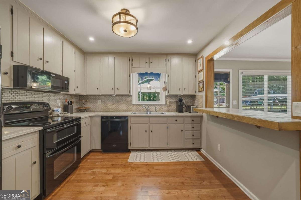 242 Lake Somerset Drive Marietta - Photo 16