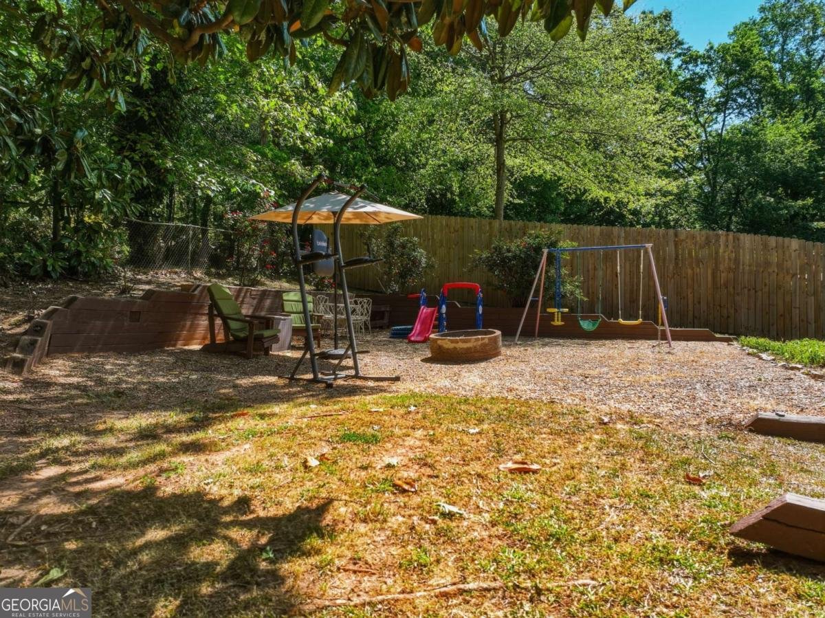 242 Lake Somerset Drive Marietta - Photo 18