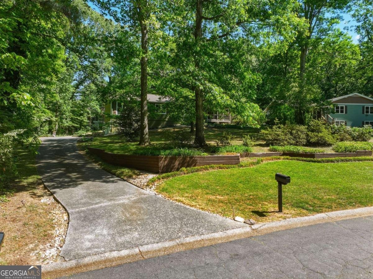 242 Lake Somerset Drive Marietta - Photo 8