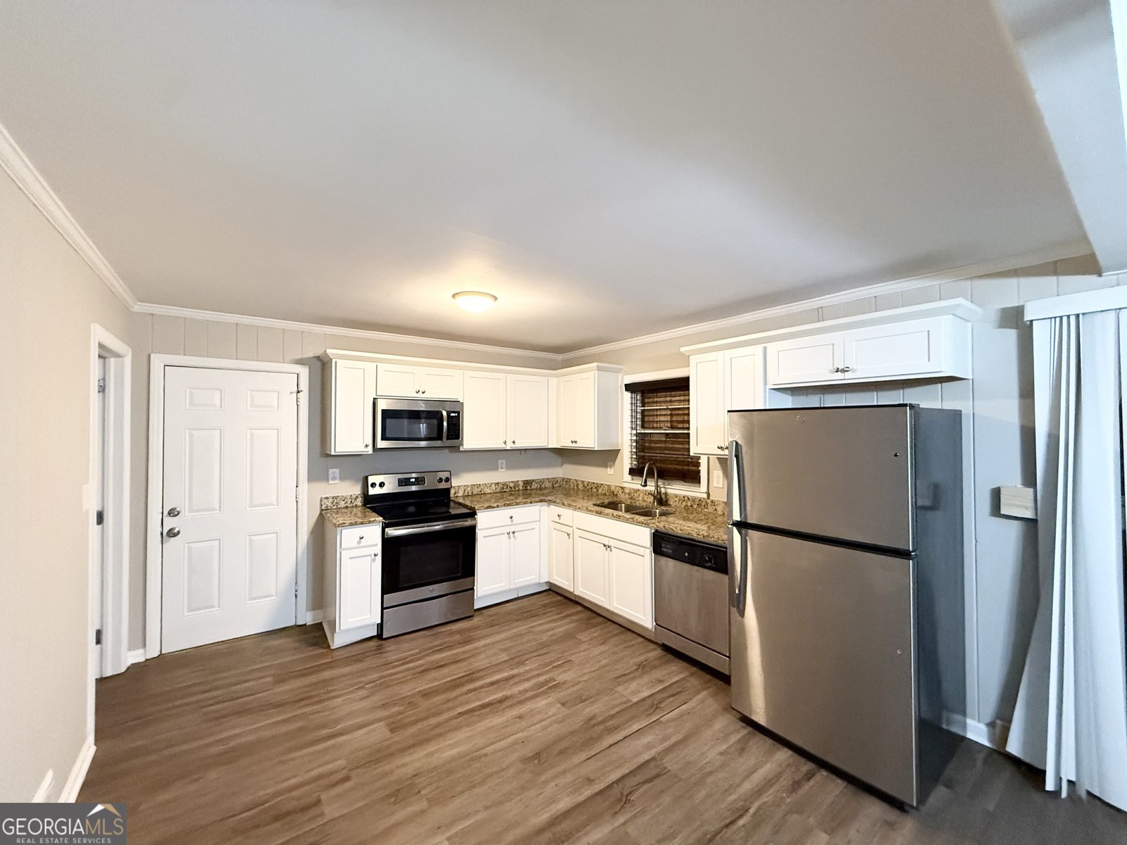 1890 Idlewood Drive East Point - Photo 8