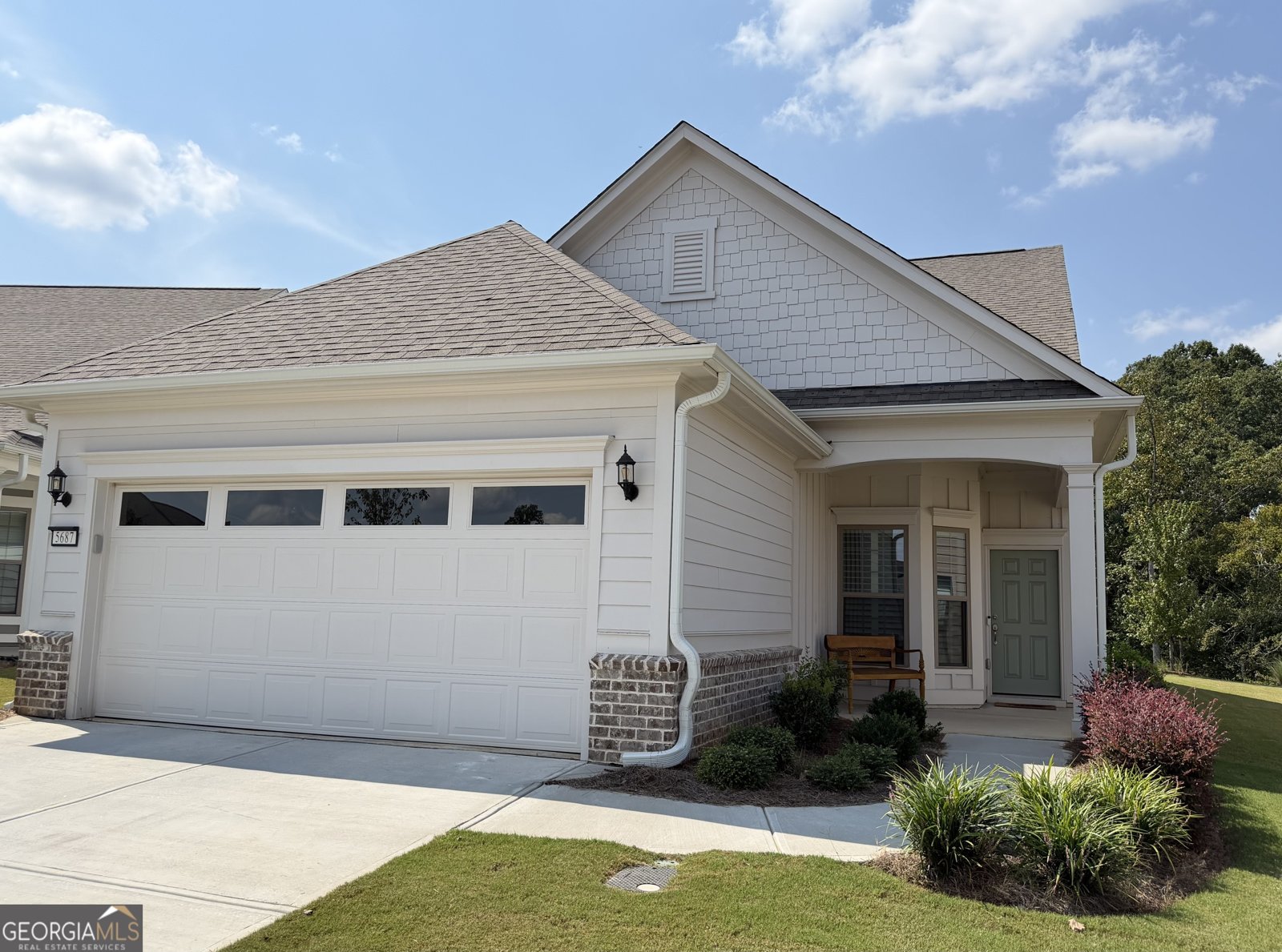 5687 Villa Crest Drive Hoschton - Photo 1
