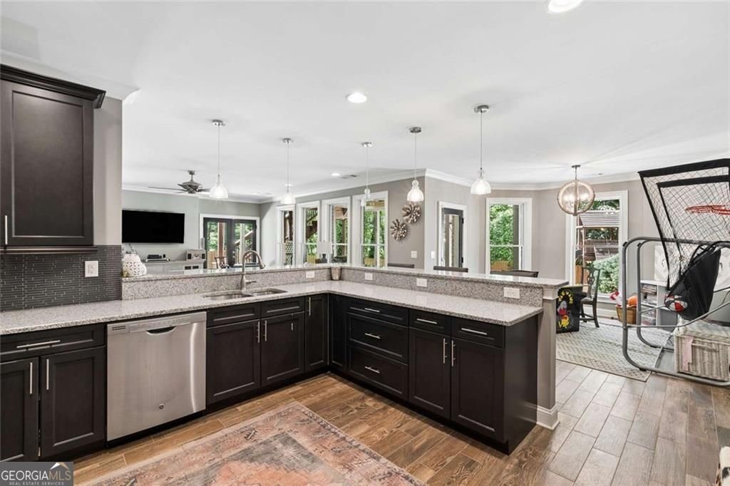 3350 Rennes Drive Brookhaven - Photo 53