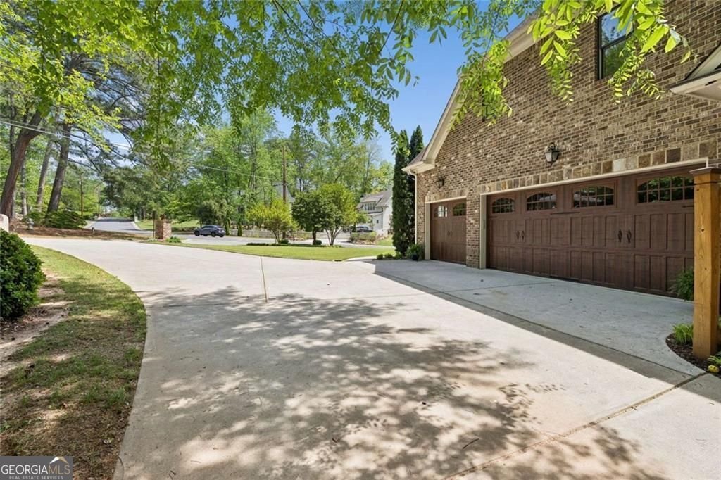 3350 Rennes Drive Brookhaven - Photo 66