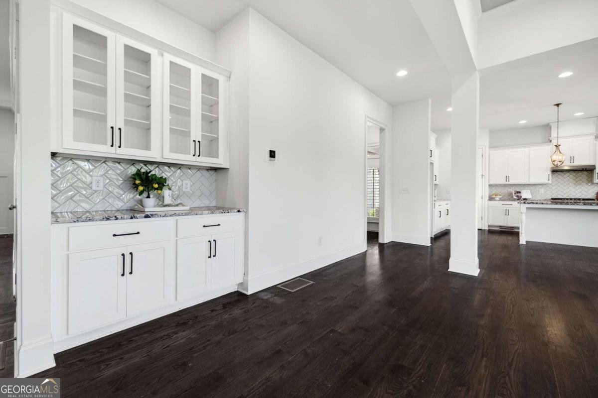 5945 Caveat Court Suwanee - Photo 9