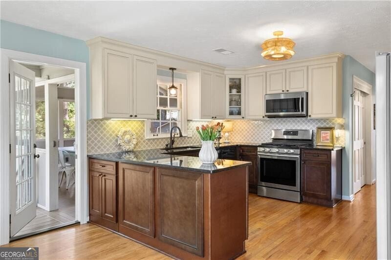 5351 Amhurst Drive Peachtree Corners - Photo 11