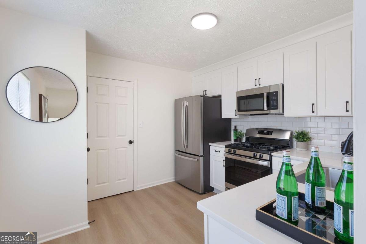 240 Chase Woods Circle Jonesboro - Photo 9