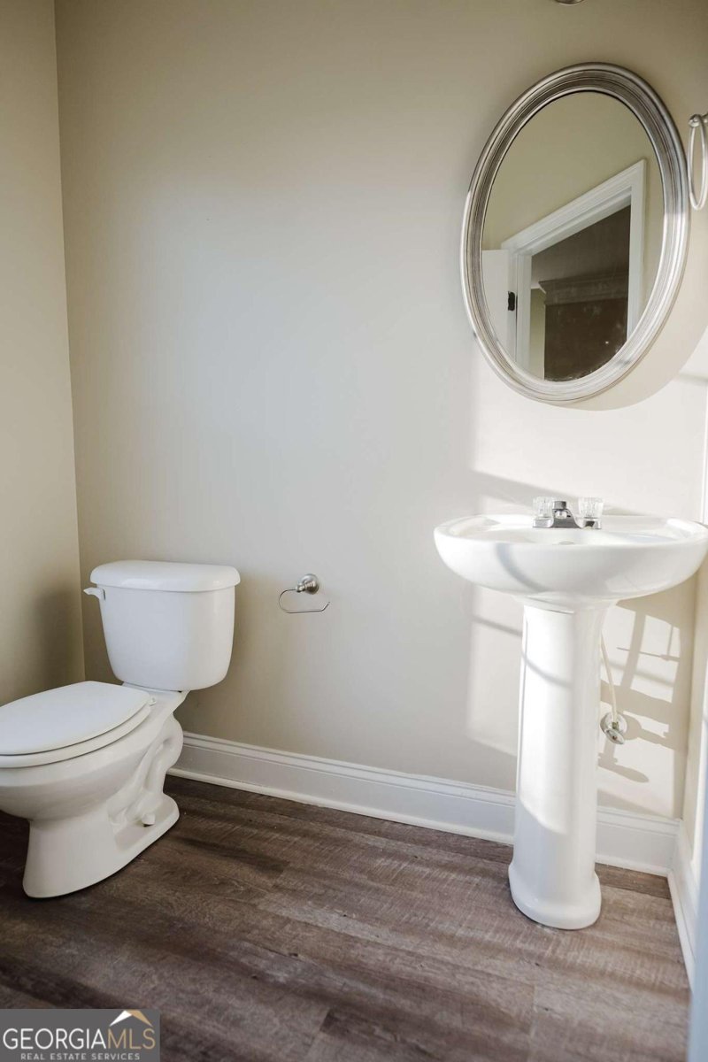 108 Bradley Circle Barnesville - Photo 6