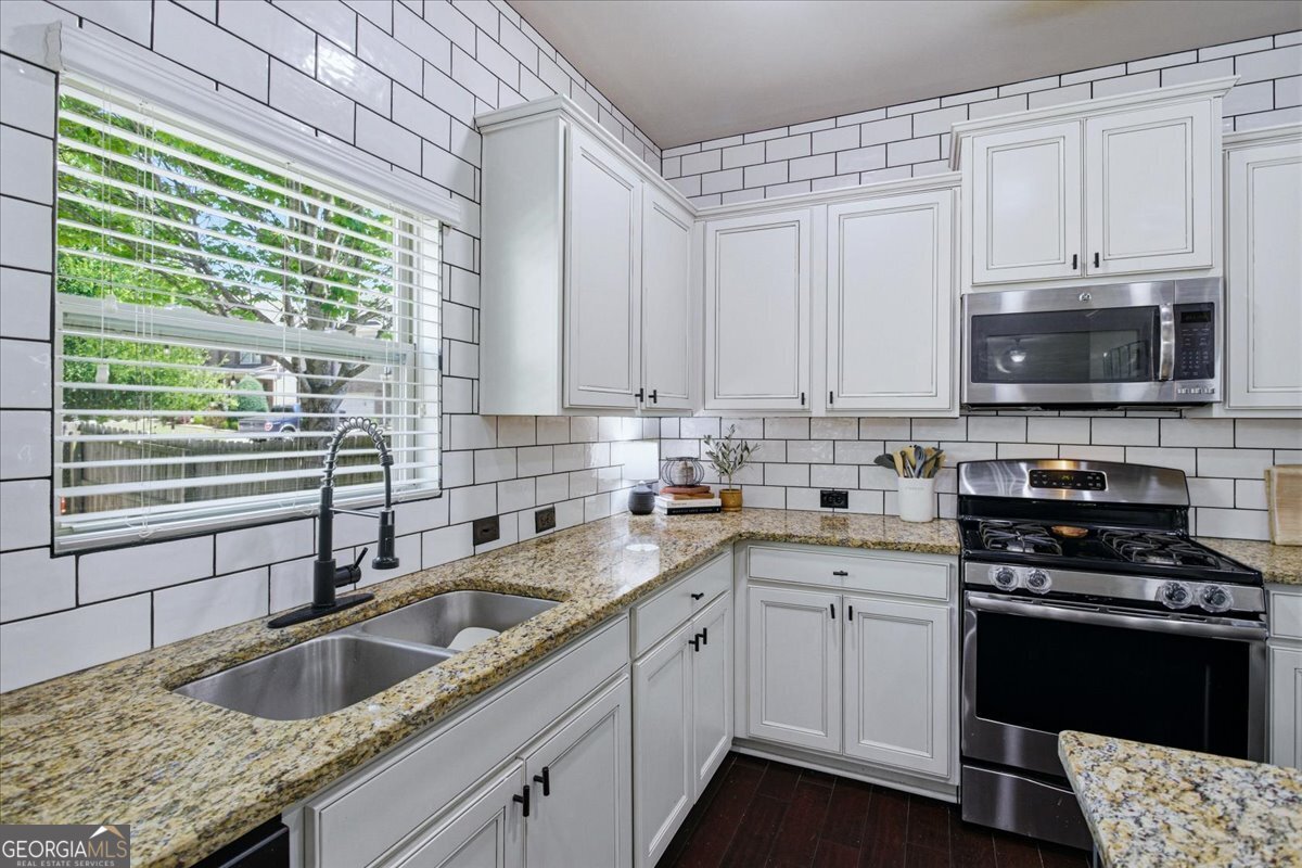 309 Providence Walk Way Canton - Photo 9