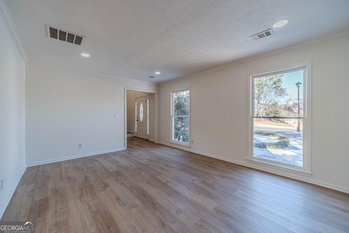 1692 Paces Vale Court Lawrenceville - Photo 6