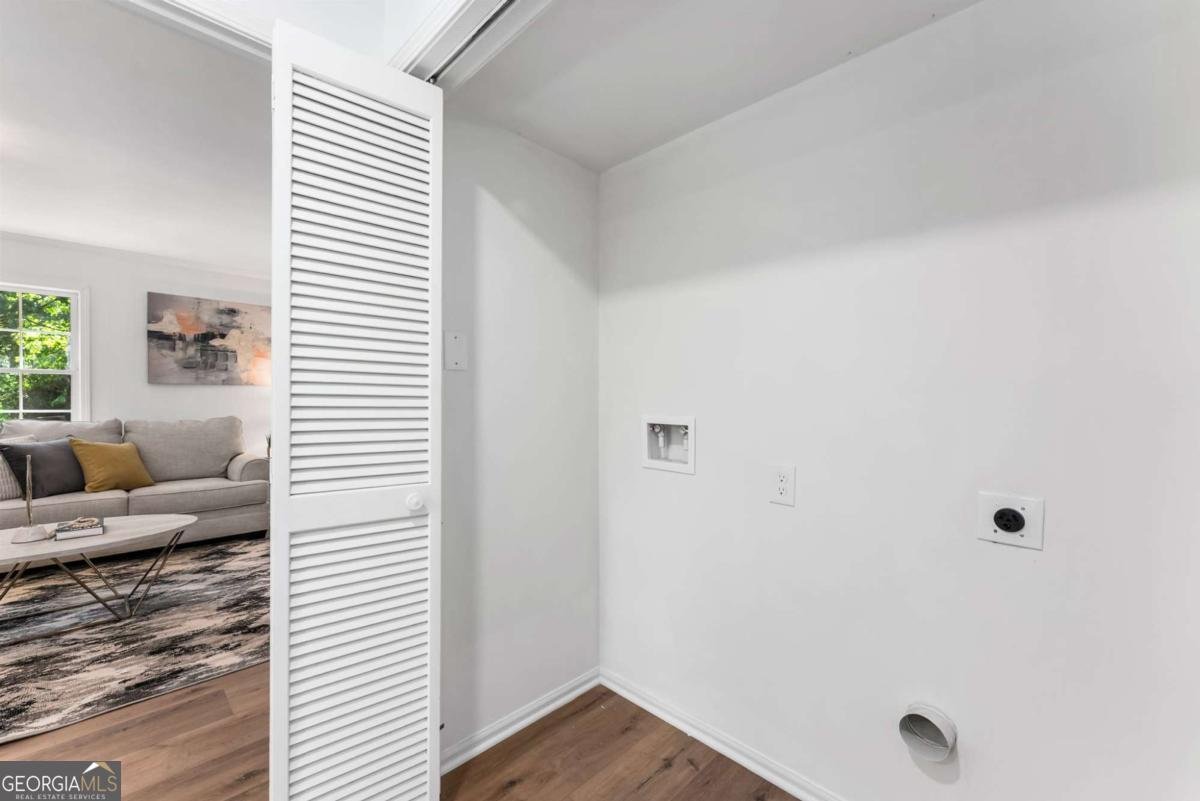 1299 Seven Springs Circle Marietta - Photo 33