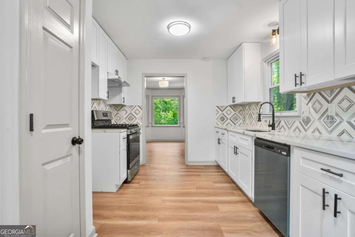 1665 Doefield Street Canton - Photo 8