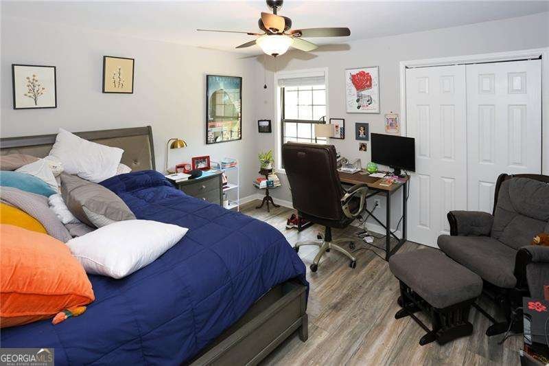 419 Creekside Lane Woodstock - Photo 10