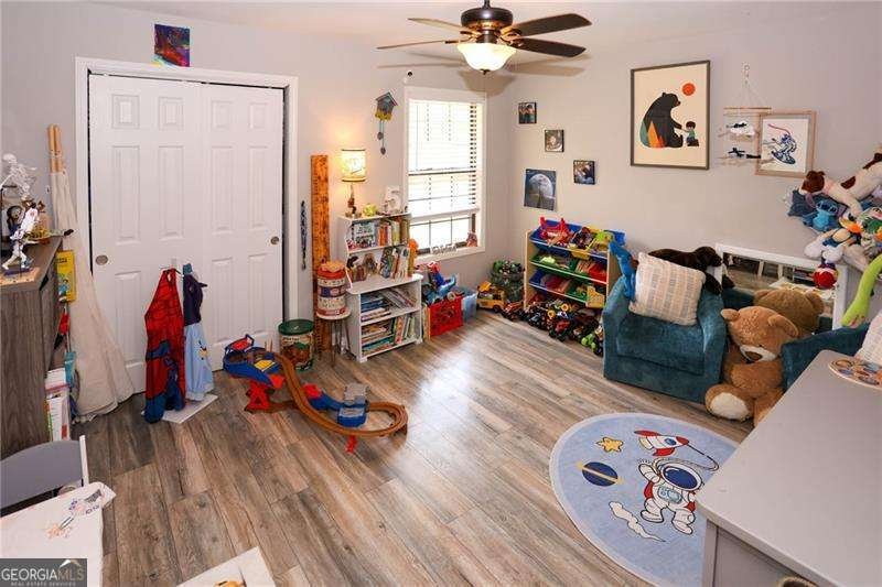 419 Creekside Lane Woodstock - Photo 12