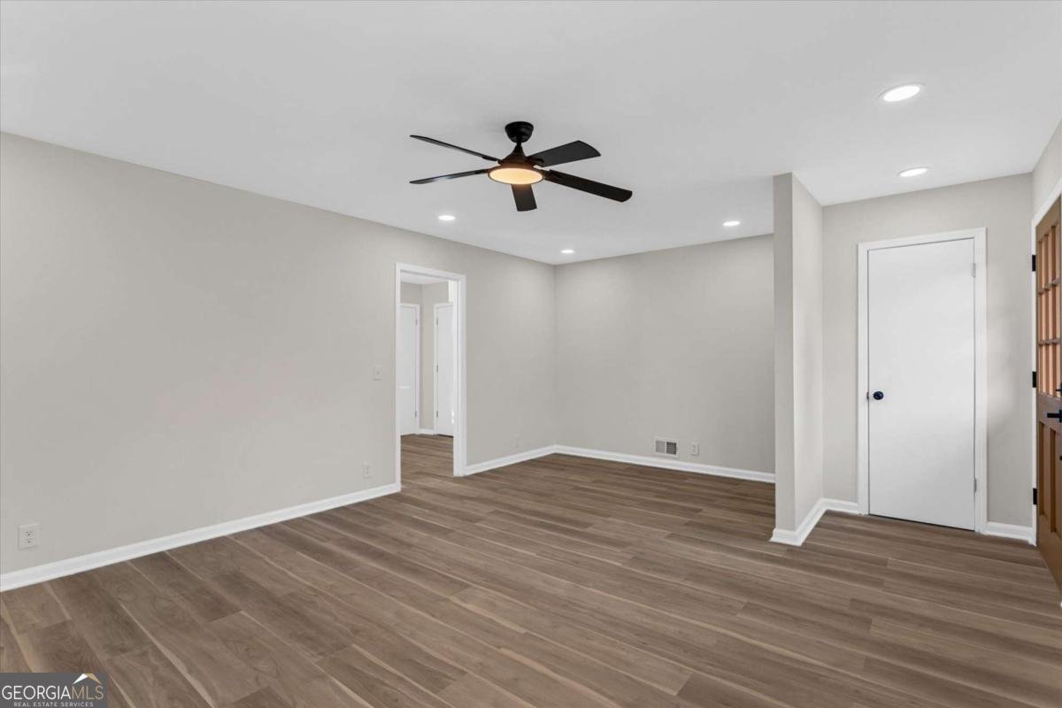 520 Stonewood Drive Stone Mountain - Photo 10