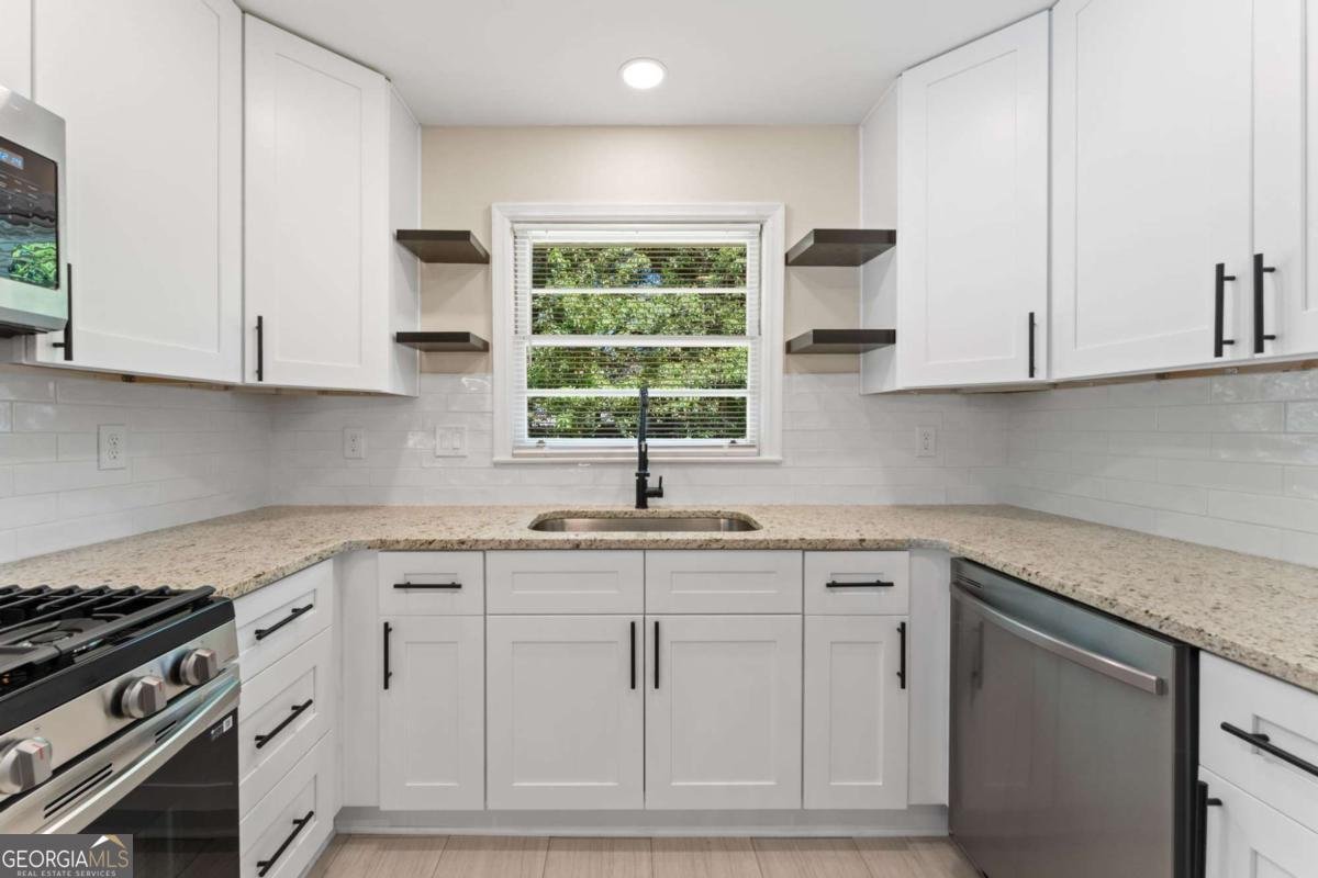 951 Cherokee Trail Smyrna - Photo 13