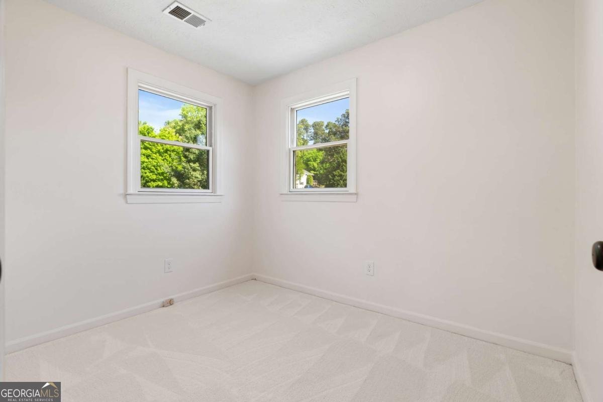 1274 W Wylie Bridge Rd Woodstock - Photo 16