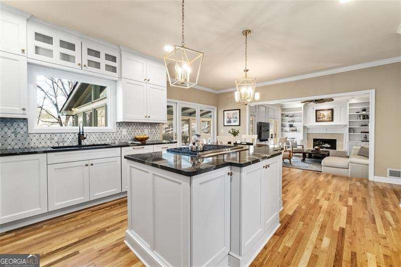 9570 Huntcliff Trace Sandy Springs - Photo 9