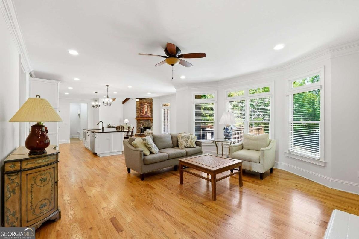 4852 Valley View Court Atlanta - Photo 6