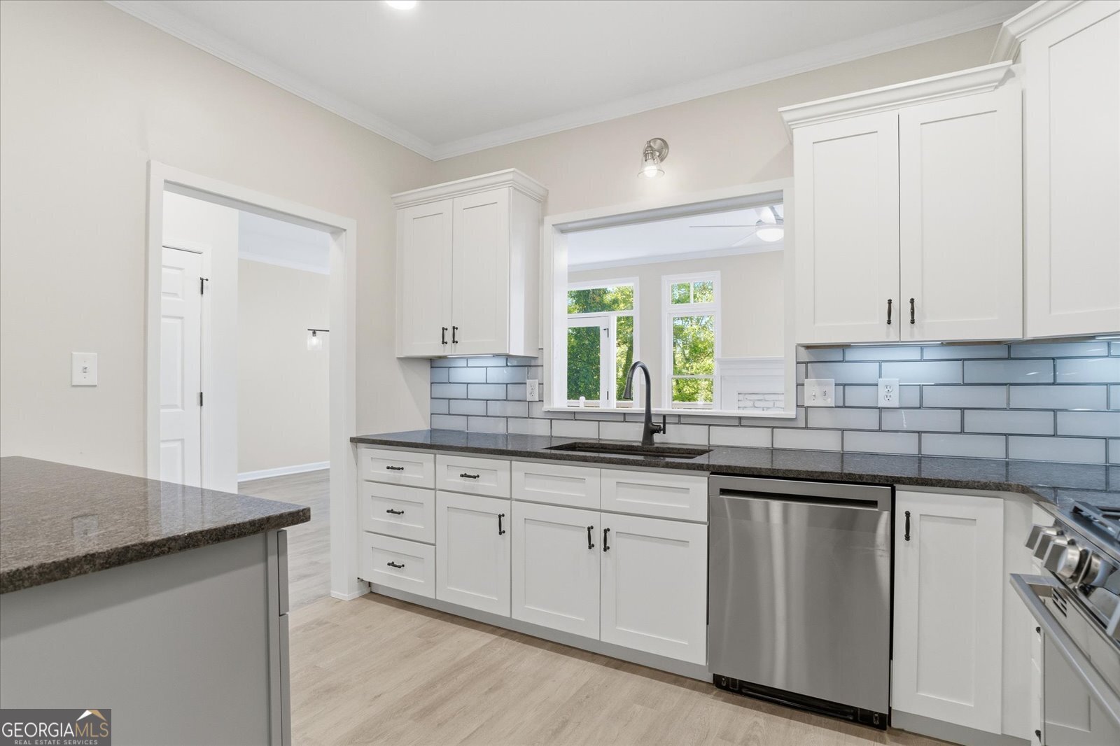 226 Riverview Trail Roswell - Photo 11