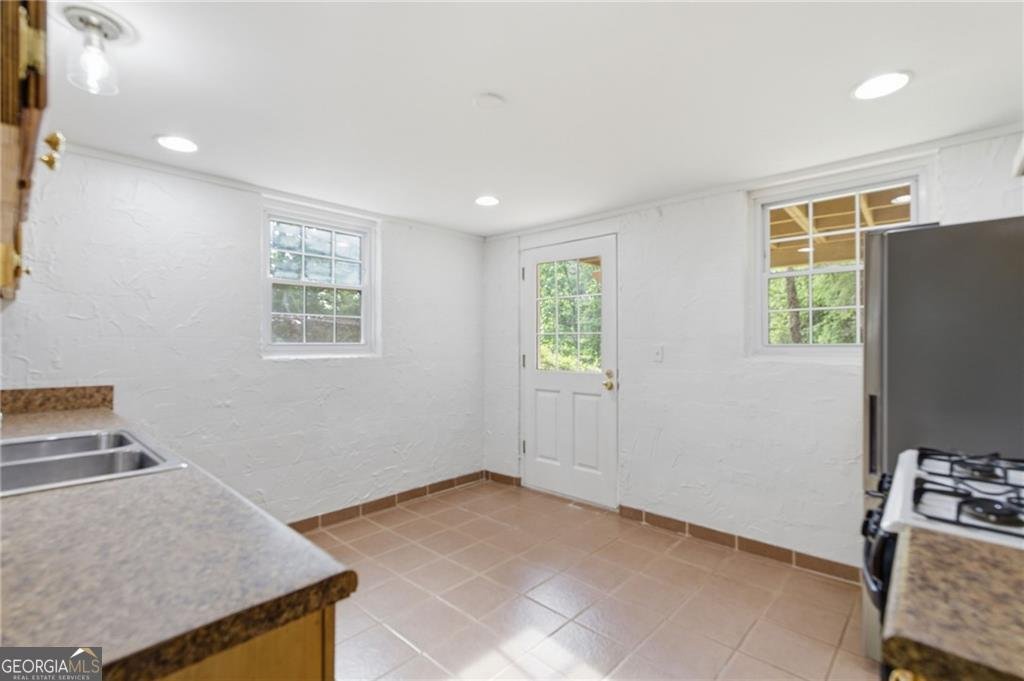 549 Joann Avenue Austell - Photo 18