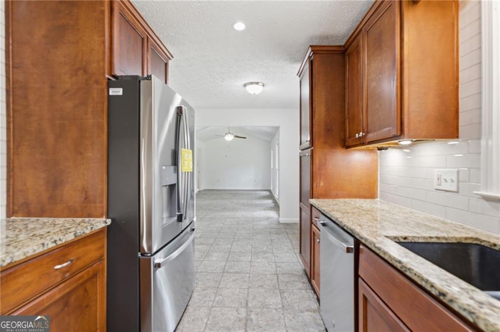 549 Joann Avenue Austell - Photo 7