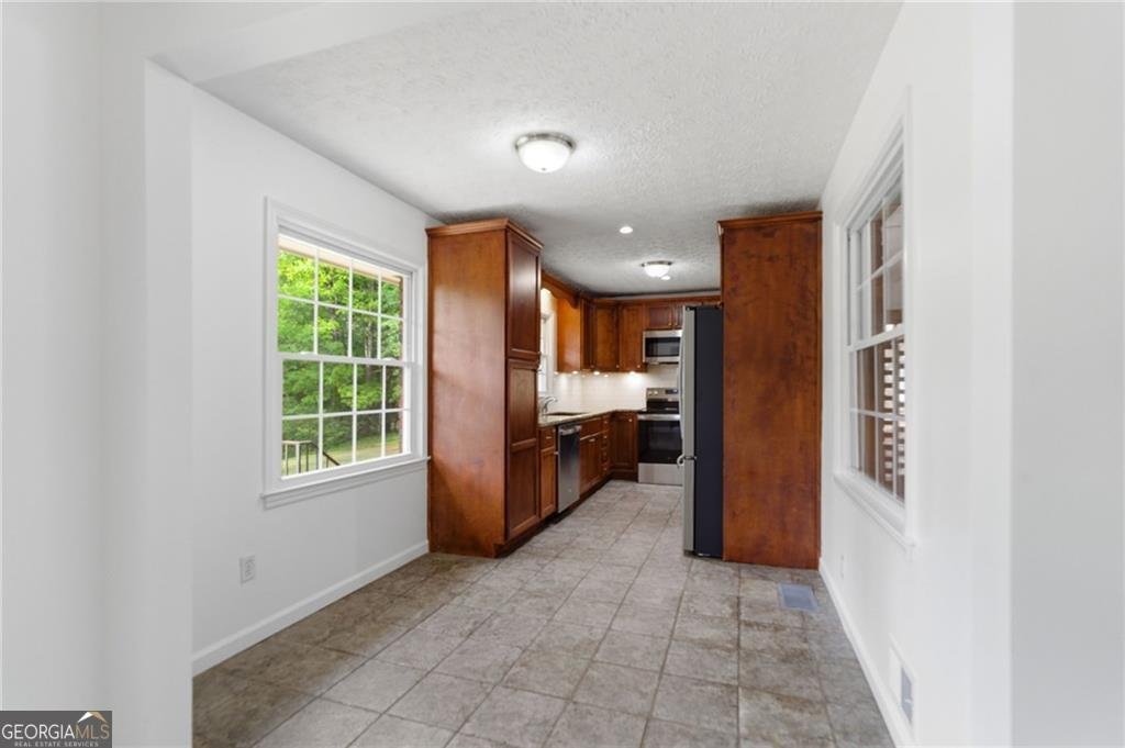 549 Joann Avenue Austell - Photo 8