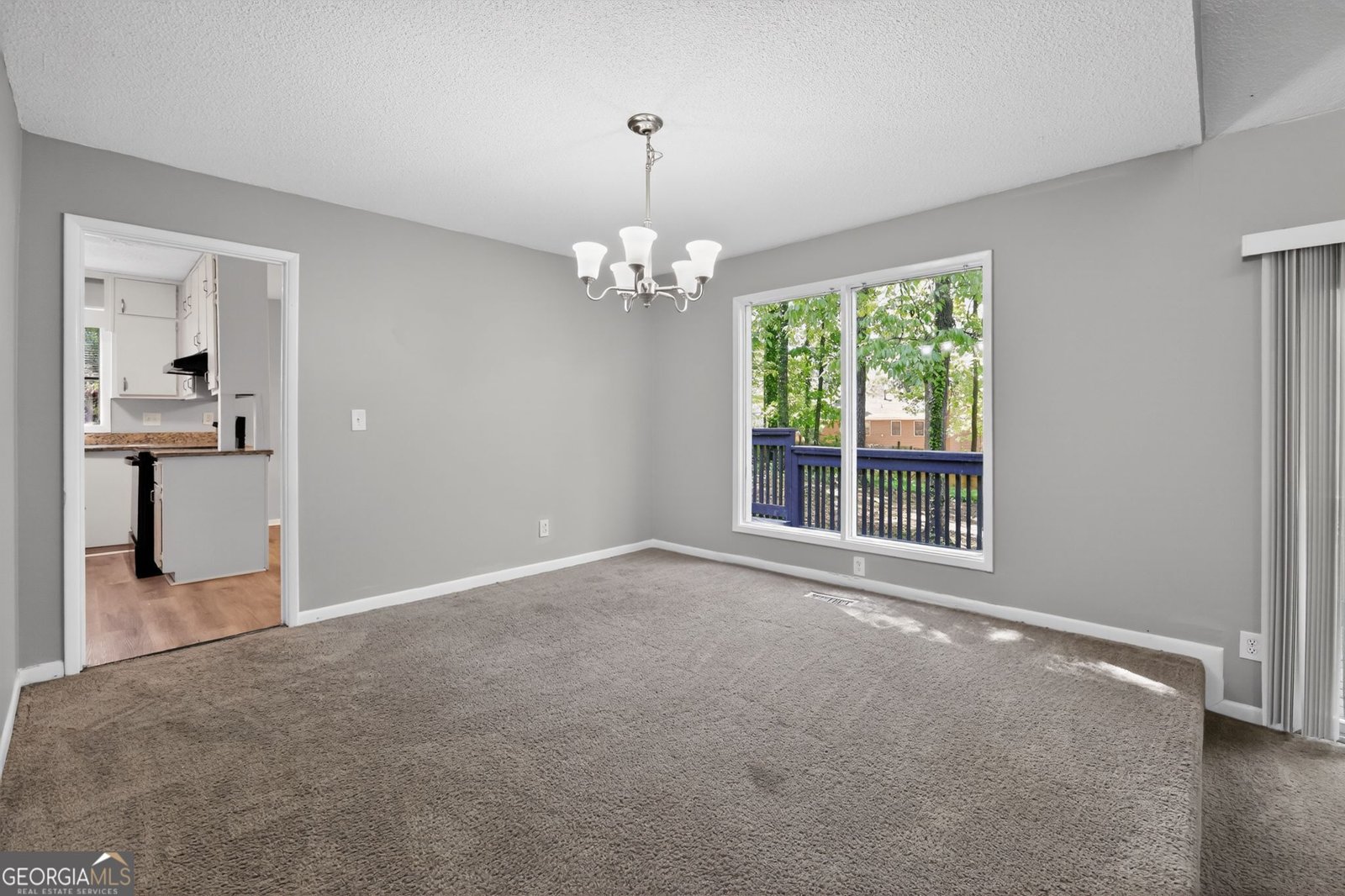 5007 Hickory Oak Court Stone Mountain - Photo 12