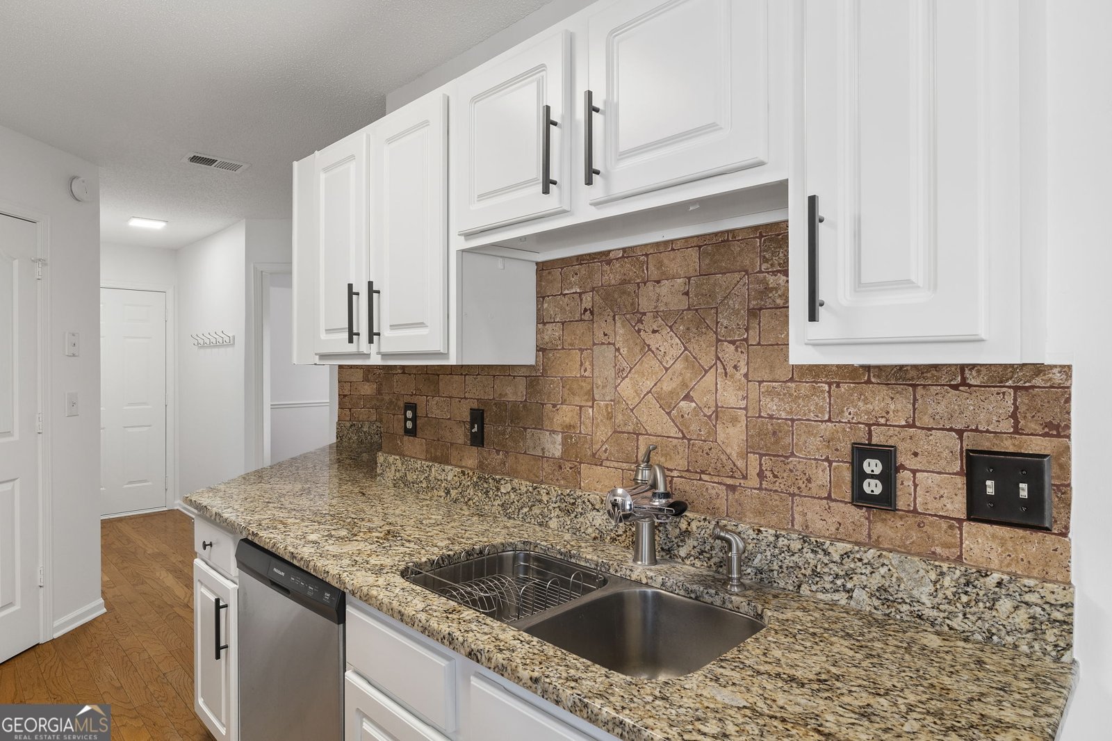 295 Cloverwood Drive Fayetteville - Photo 14