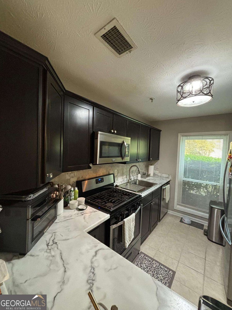 2507 Cumberland Court Smyrna - Photo 6