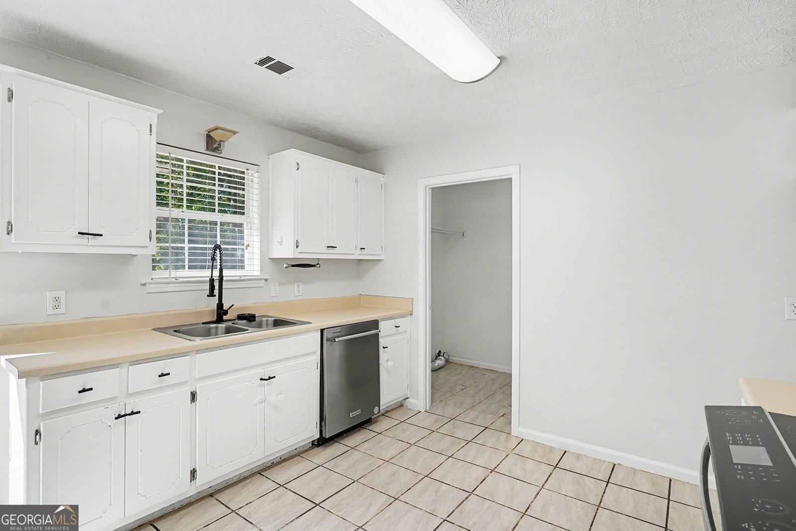 65 Belmont Circle Covington - Photo 10