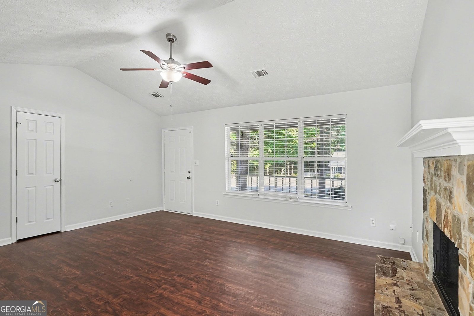 65 Belmont Circle Covington - Photo 7