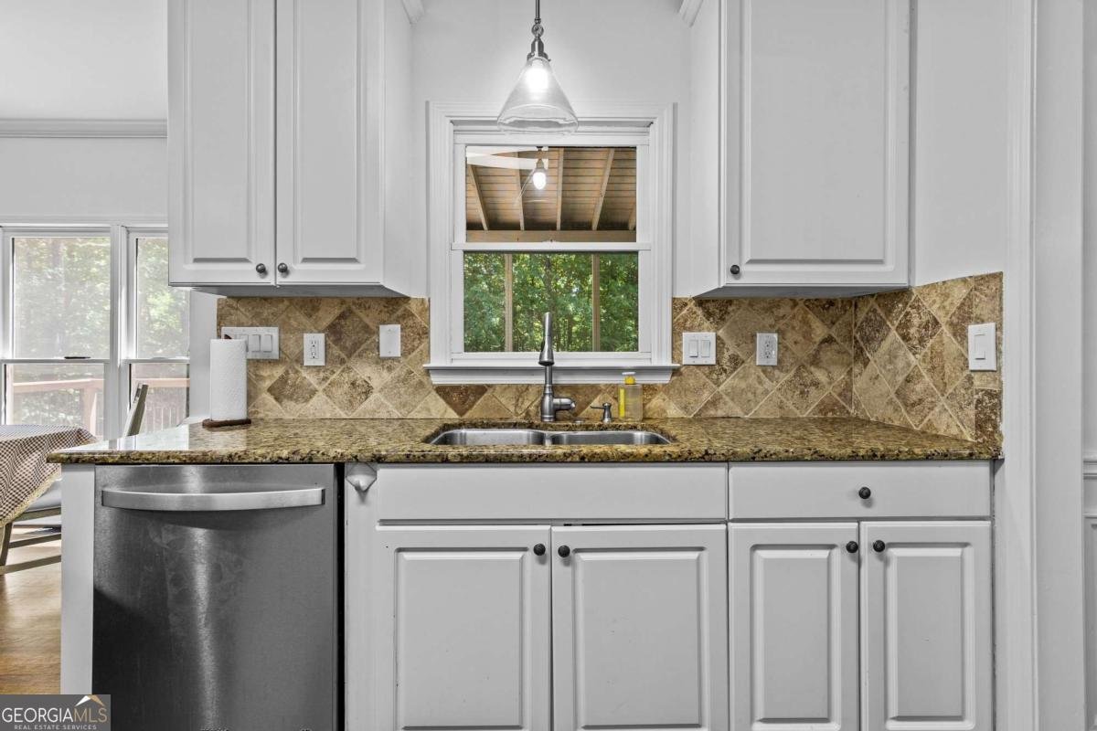 515 Misthaven Court Suwanee - Photo 19