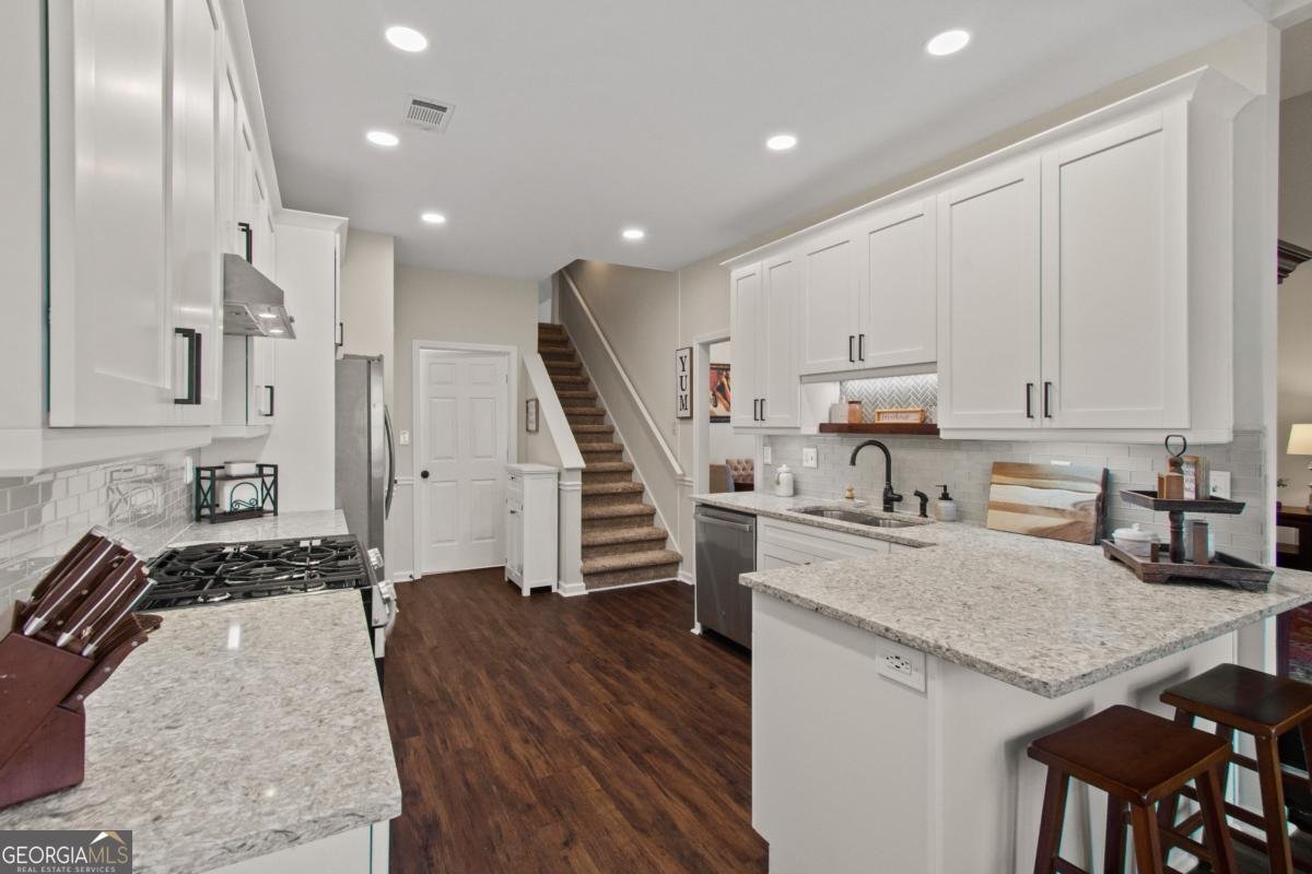 2230 Ellen Lane Cumming - Photo 7