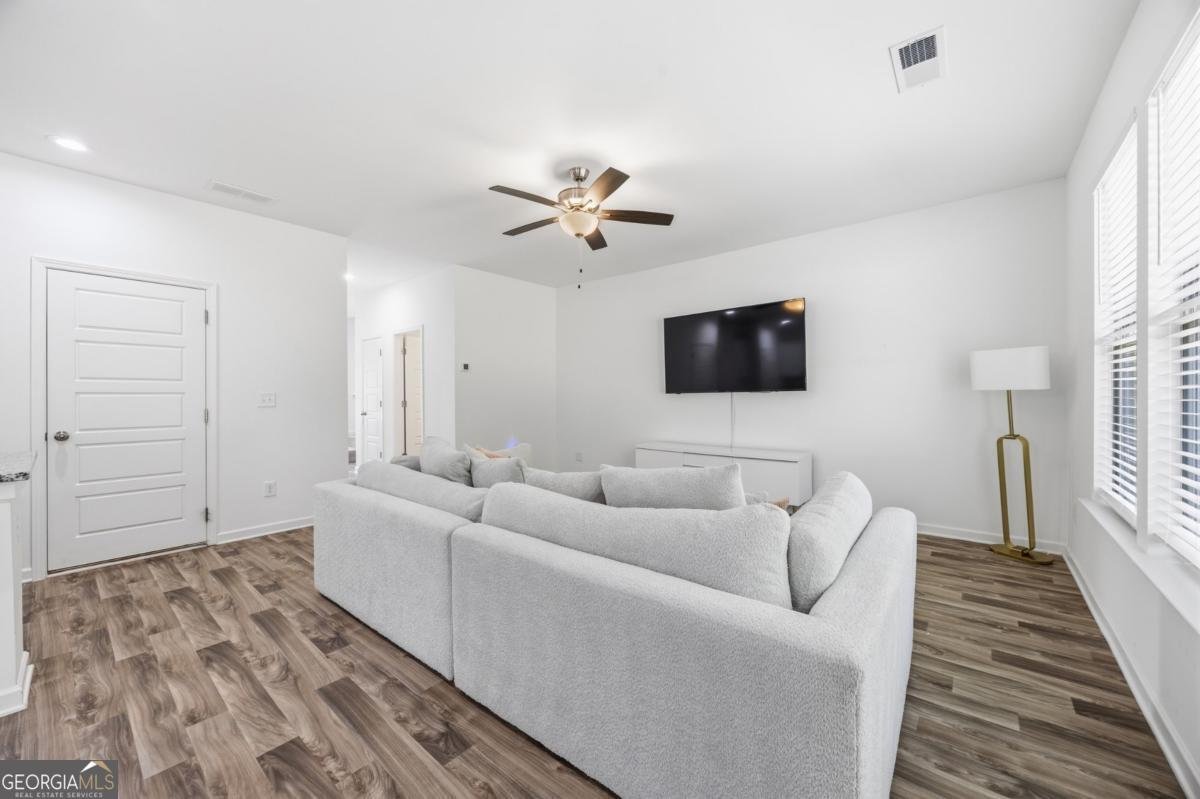 1110 Burgundy Drive Griffin - Photo 7