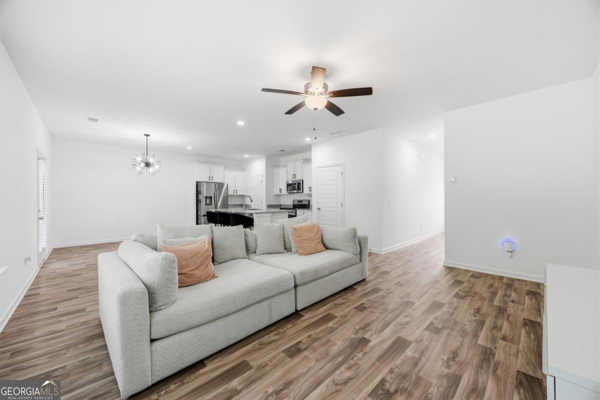 1110 Burgundy Drive Griffin - Photo 8