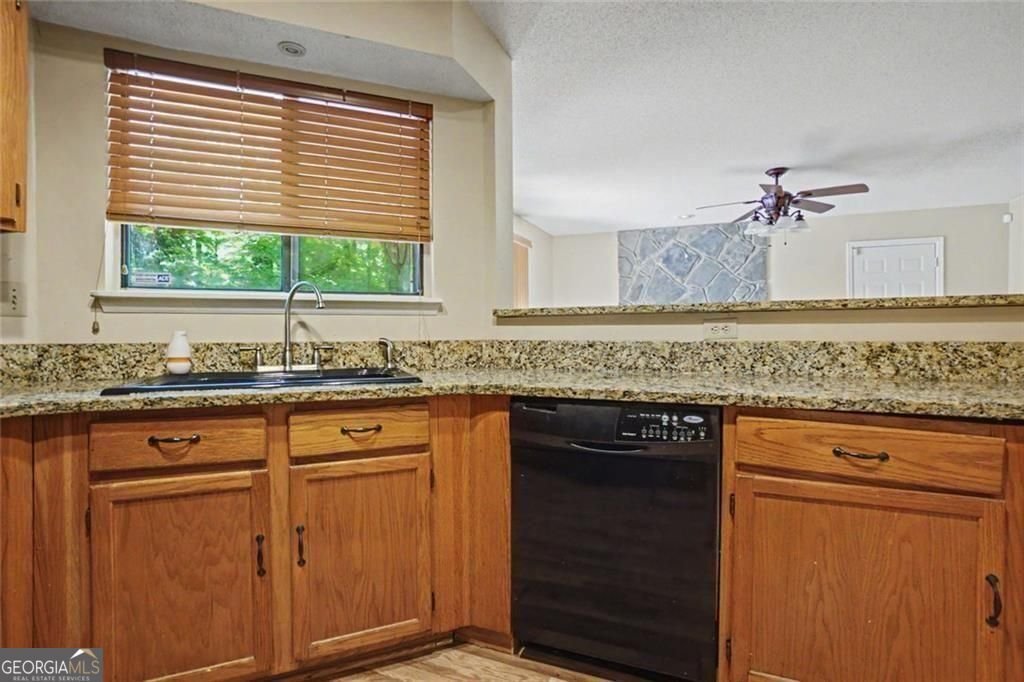 4840 Terrace Green Trace Stone Mountain - Photo 17