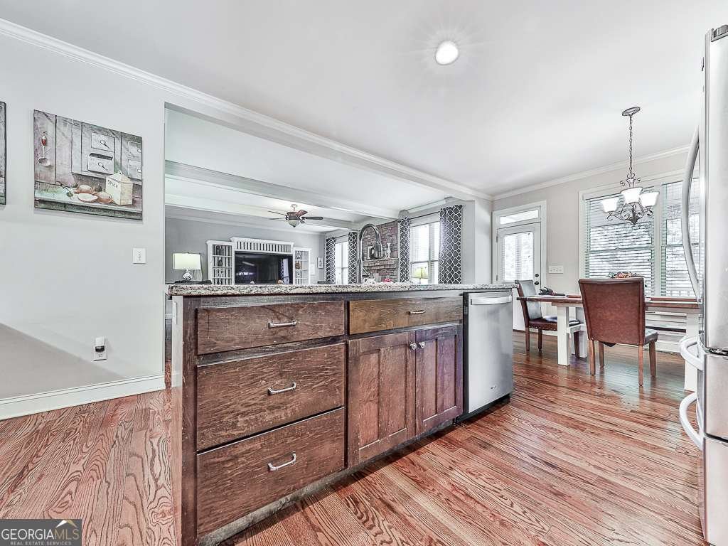 601 Walker Court Canton - Photo 12