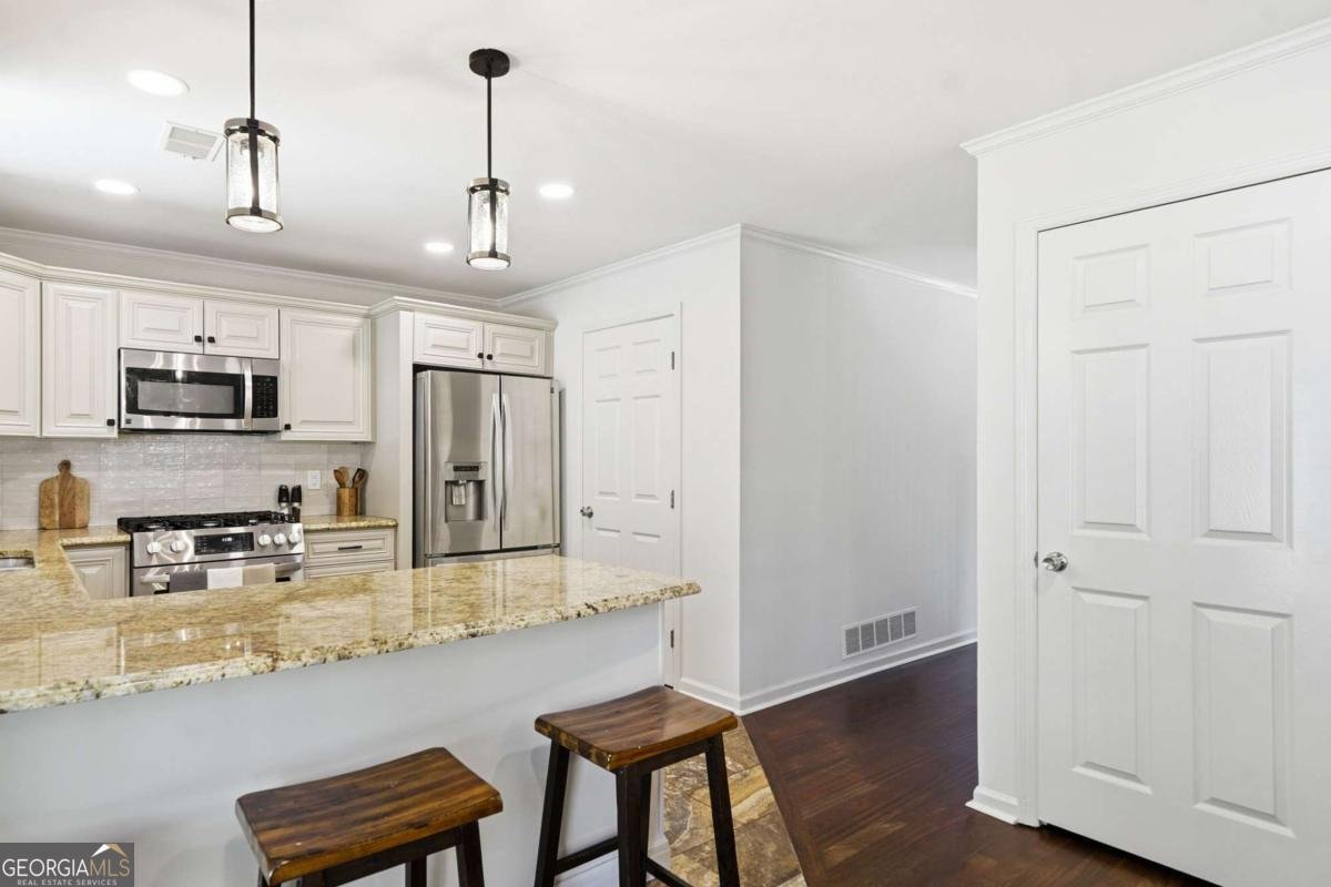 4489 Coventry Way Roswell - Photo 15