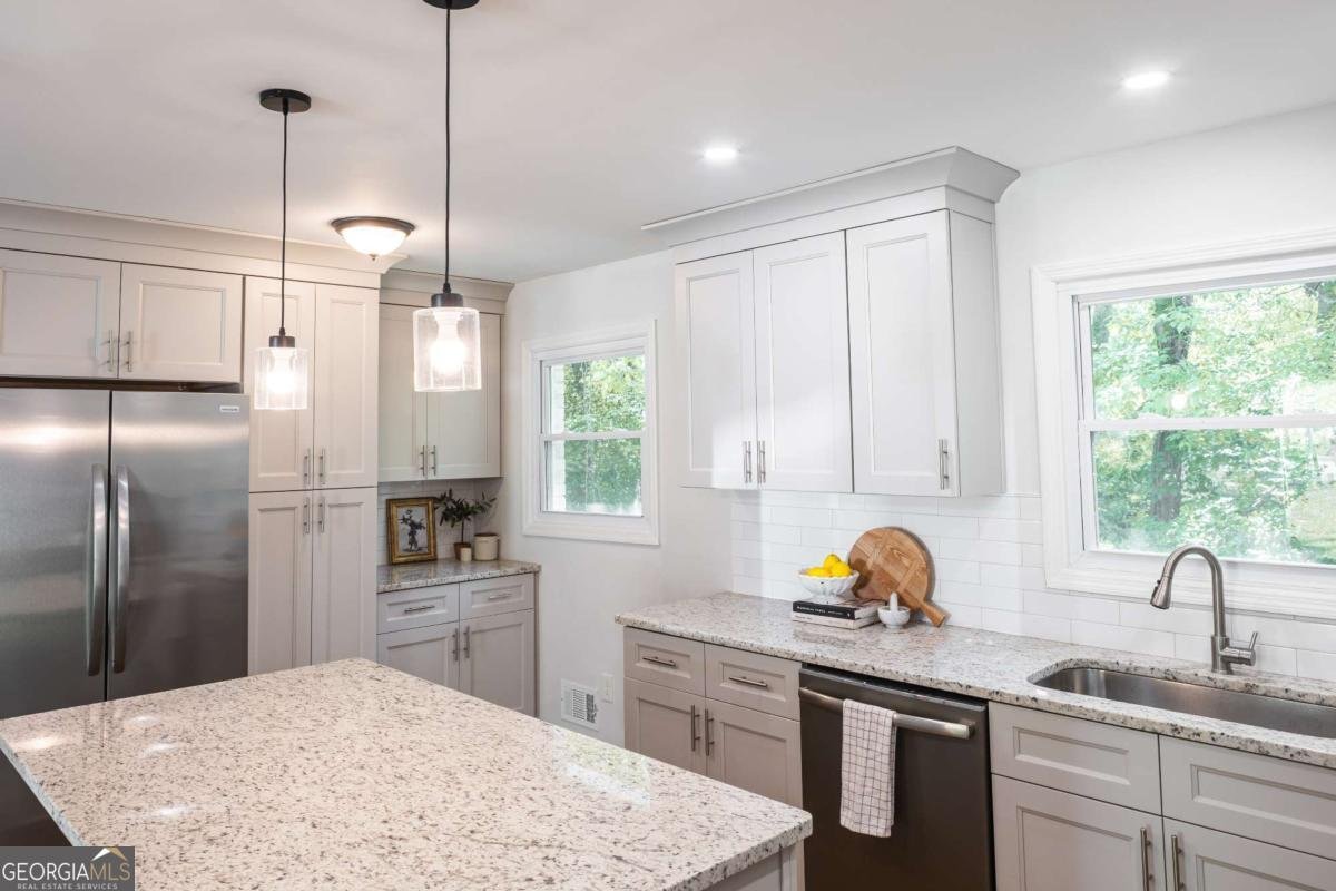 1703 Barrett Drive Atlanta - Photo 6