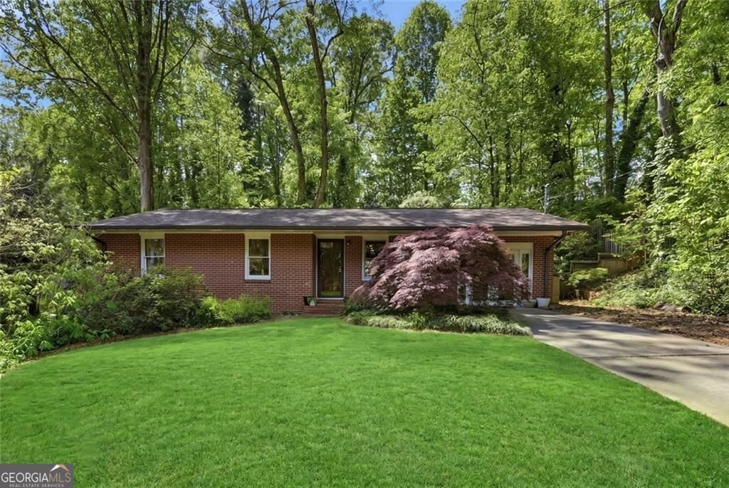 744 Bonnie Dell Drive Marietta - Photo 1