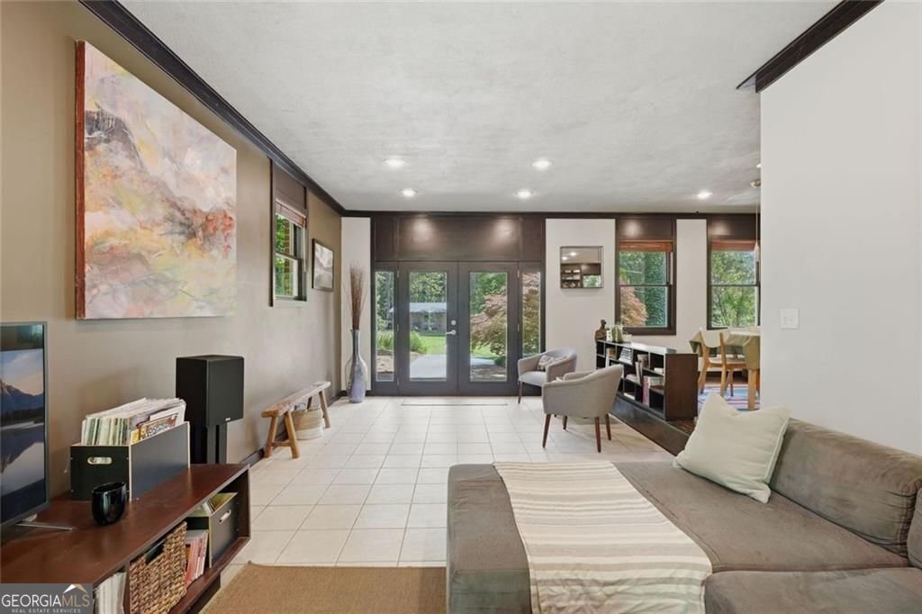 744 Bonnie Dell Drive Marietta - Photo 6